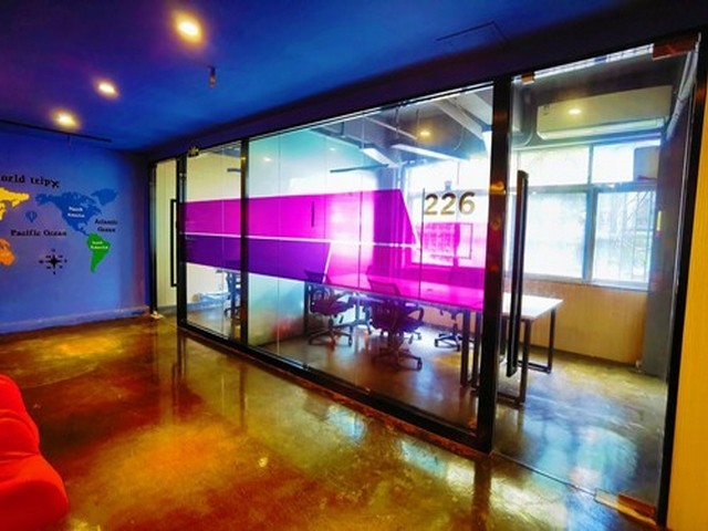 东莞透明硅胶条