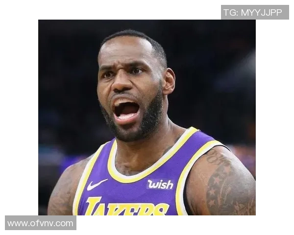 足球球星与篮球巨星对比分析 谁在各自领域中更具统治力